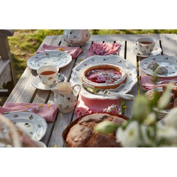 Petite Fleur Oval Platter 17 in, , large Petite Fleur Oval Platter 17 in, , large