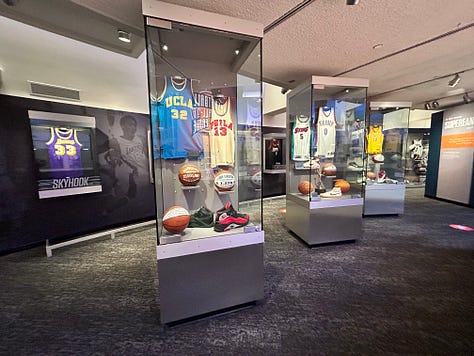 display, cars, exhibits, museums