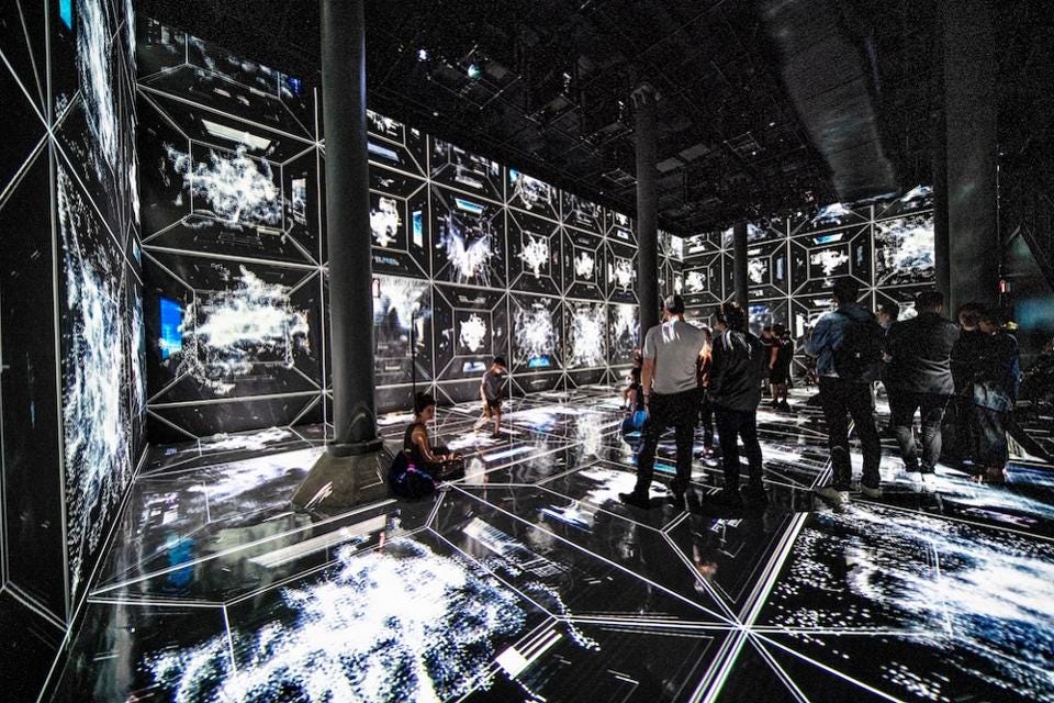 Man And Machine: New Rolls-Royce Artwork By Refik Anadol Uses ... Man And Machine: New Rolls-Royce Artwork By Refik Anadol Uses ...