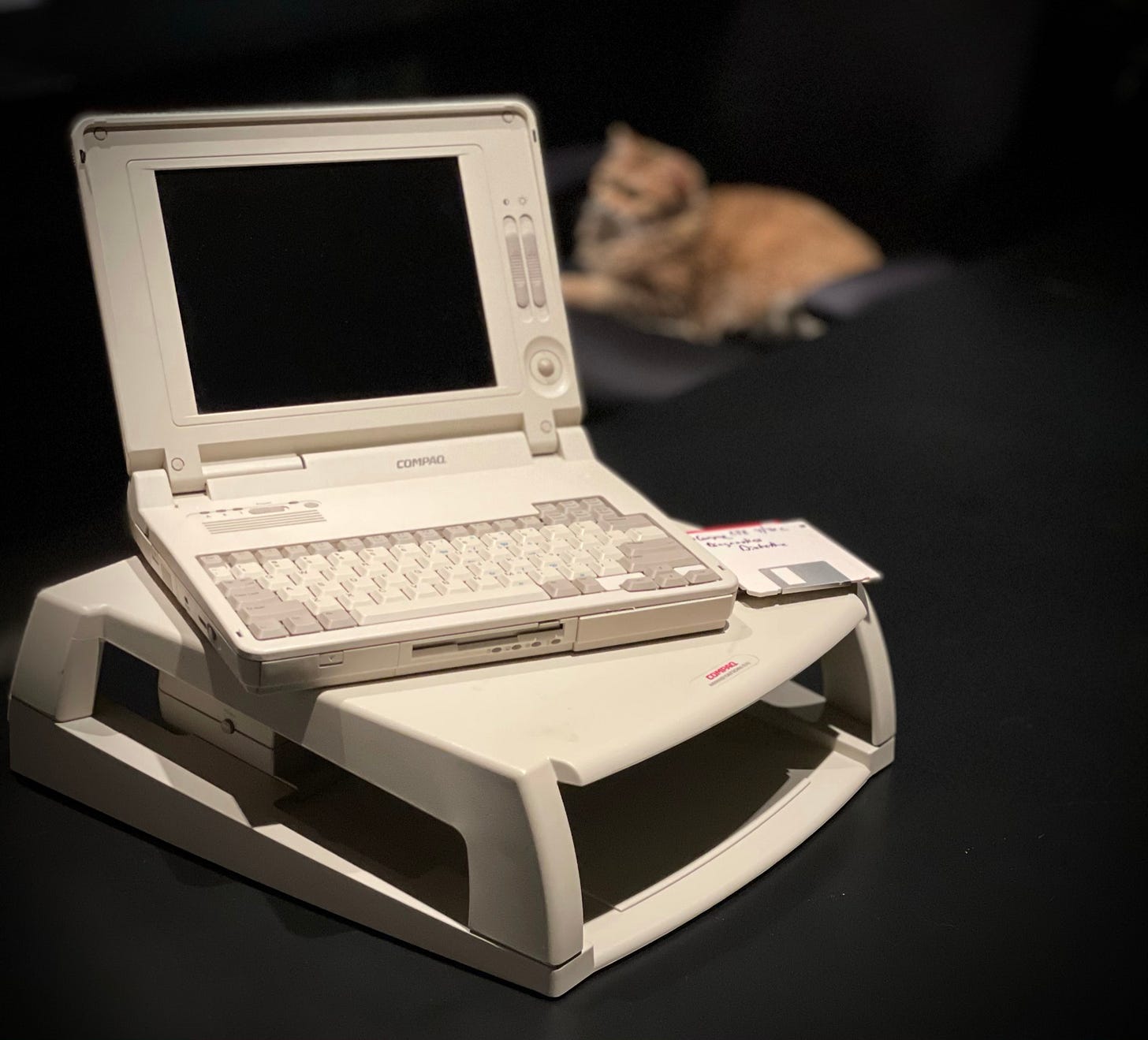 Vintage compaq laptop and docking station. Vintage compaq laptop and docking station.
