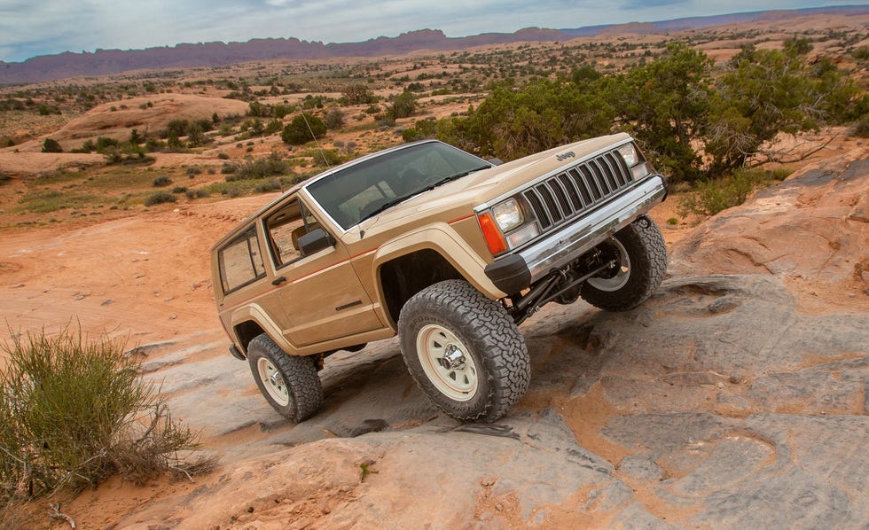 jeep xj pioneer concept