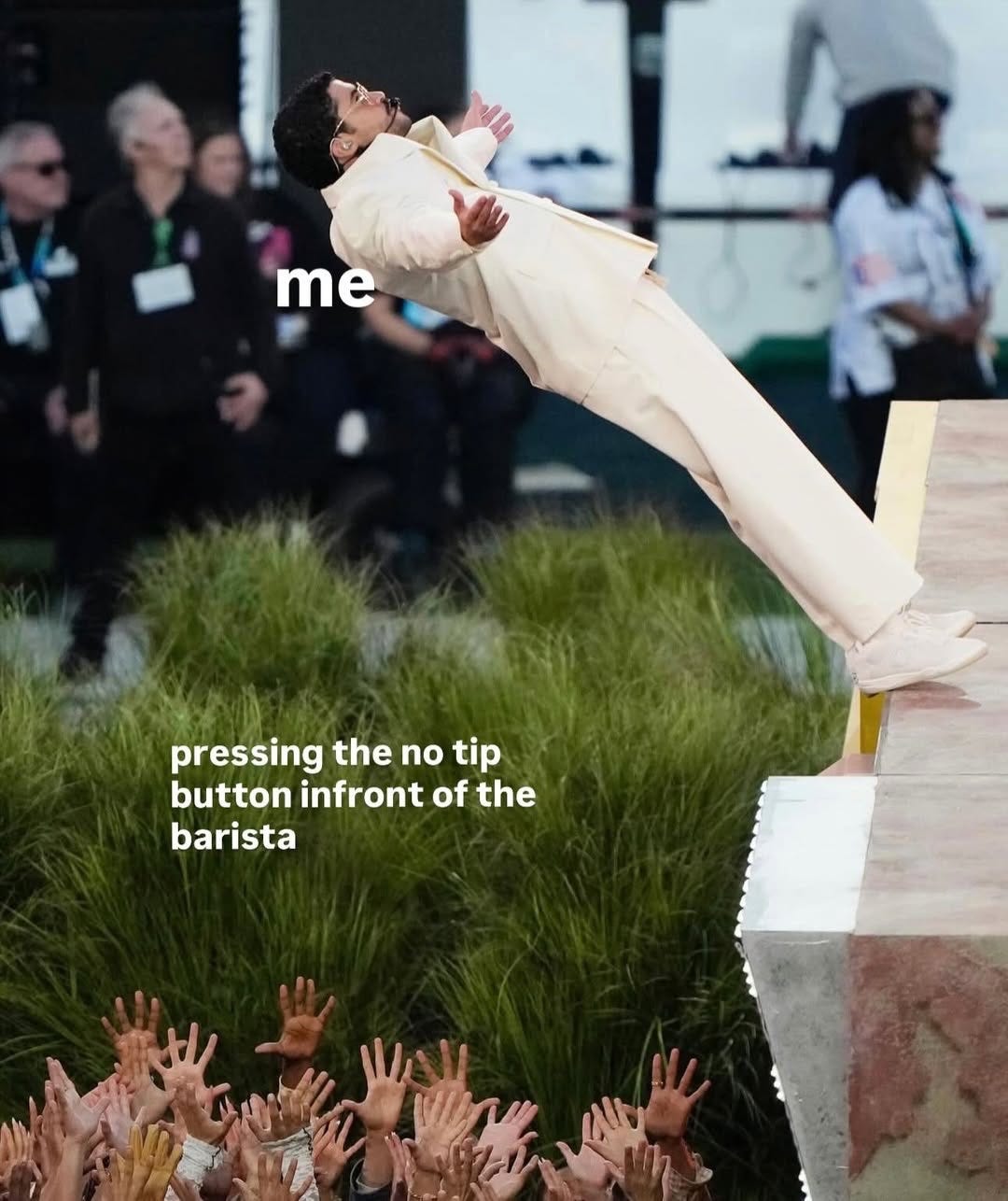 May be a meme of text that says 'me pressing pressingthenotip the no tip button infront of the barista VN'