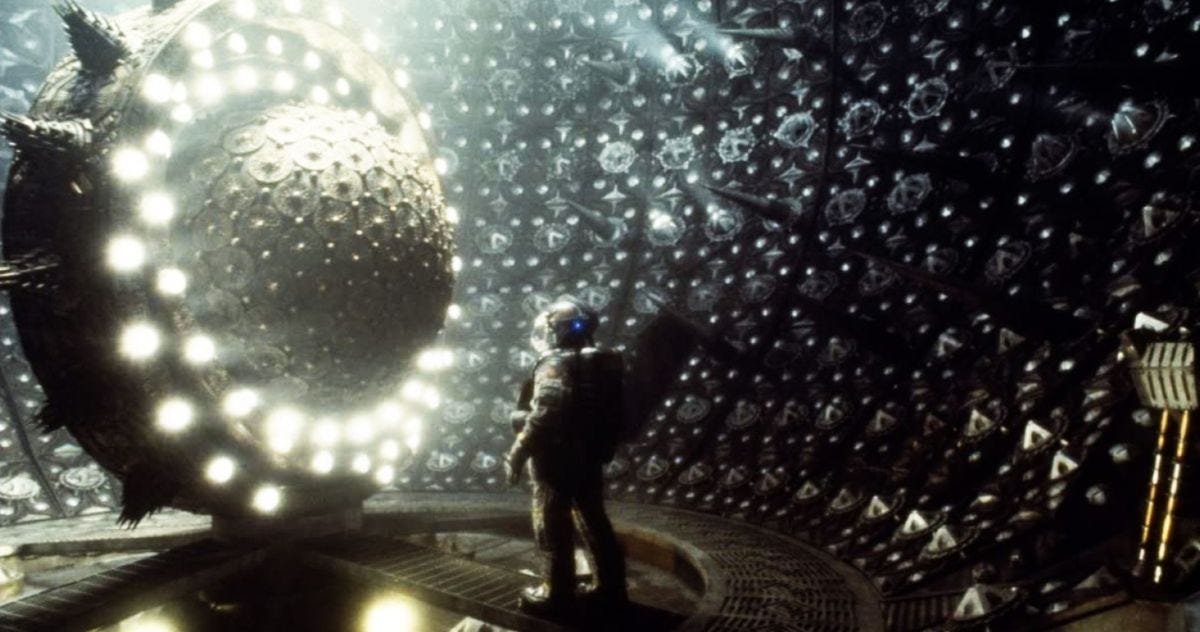 Paul WS Anderson on the VFX in Event Horizon 25 Years Later Paul WS Anderson on the VFX in Event Horizon 25 Years Later
