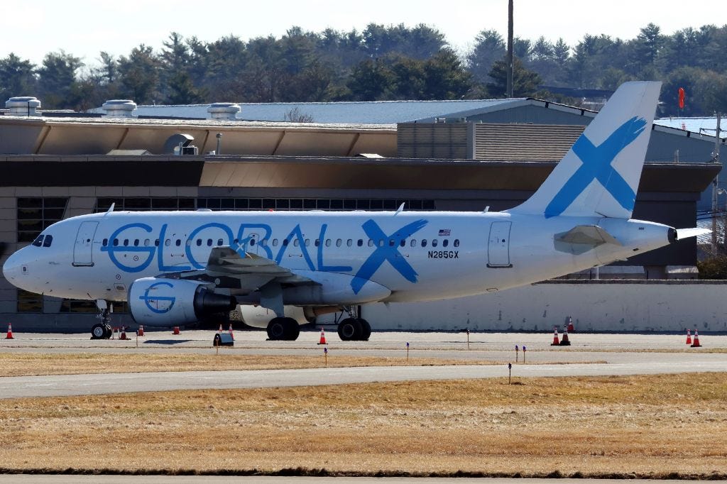 Airbus A319 (N285GX)
