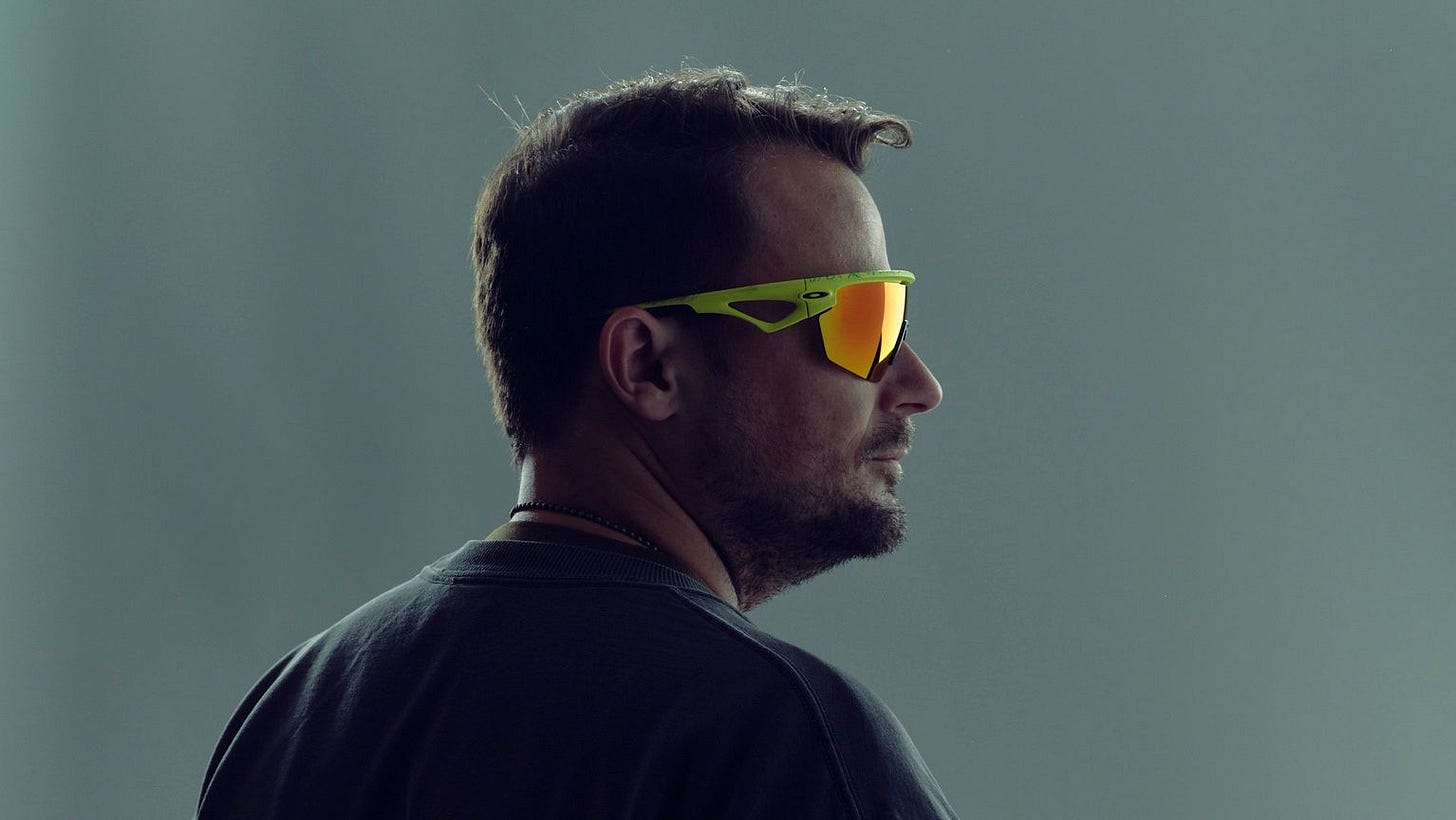 Caio Amato, CMO global da Oakley: “Criamos para o futuro e entregamos para  o presente”