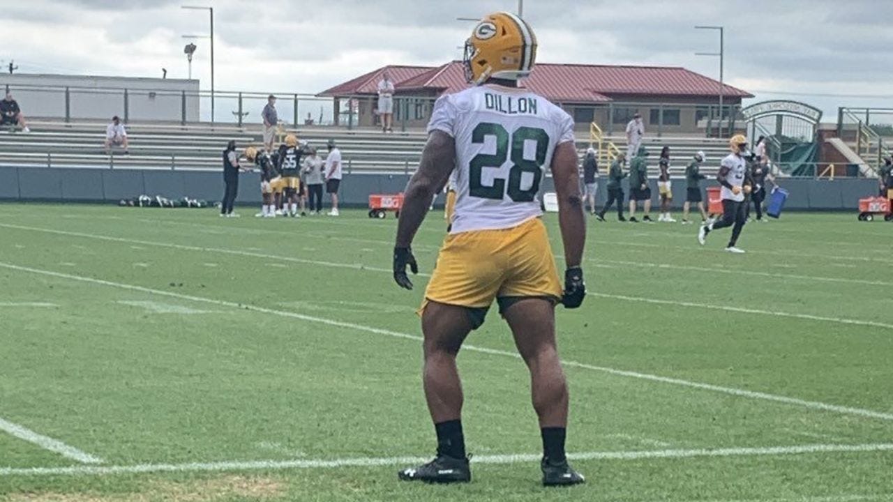 Packers' Dillon unfazed by leg jokes: 'I've got big legs' | theScore.com Packers' Dillon unfazed by leg jokes: 'I've got big legs' | theScore.com
