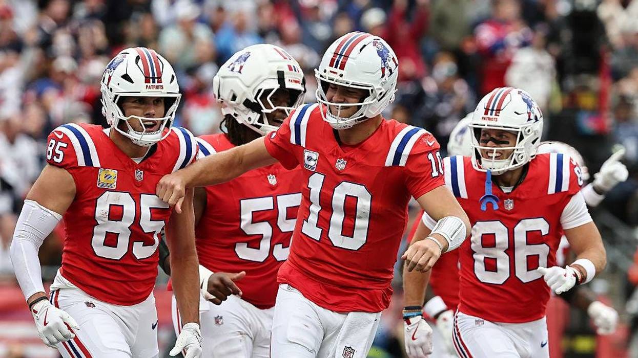 Patriots prove they're no paper tiger in win over Raiders
