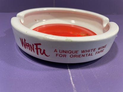 Vintage White WAN FU Wine Advertising Ashtray by Schieffelin, New York 4  1/4"
