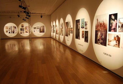 Unique gallery displays