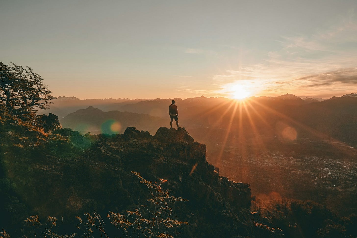 [Sunburst Argentina - Photo by Diego Gennaro on Unsplash]