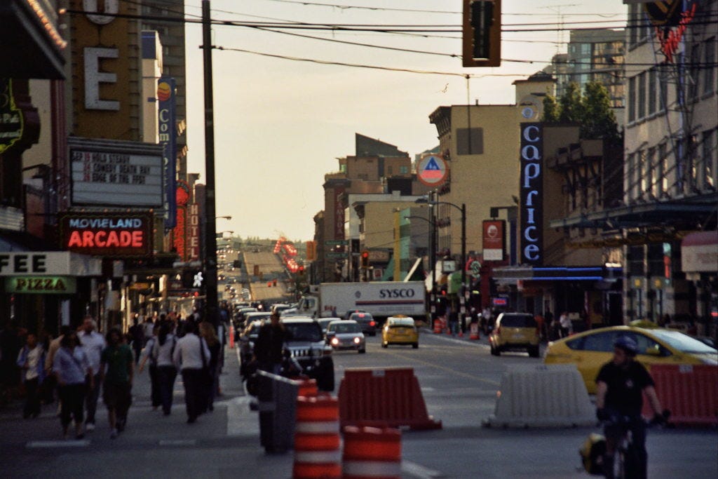 Vancouver, Stadtleben, city life, Kanada, Canada, crossing, Kreuzung, Rundreise, Roadtrip Vancouver, Stadtleben, city life, Kanada, Canada, crossing, Kreuzung, Rundreise, Roadtrip