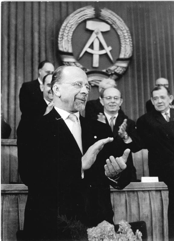 File:Bundesarchiv Bild 183-76234-0019, Berlin, 14. Volkskammersitzung, Walter  Ulbricht.jpg - Wikimedia Commons