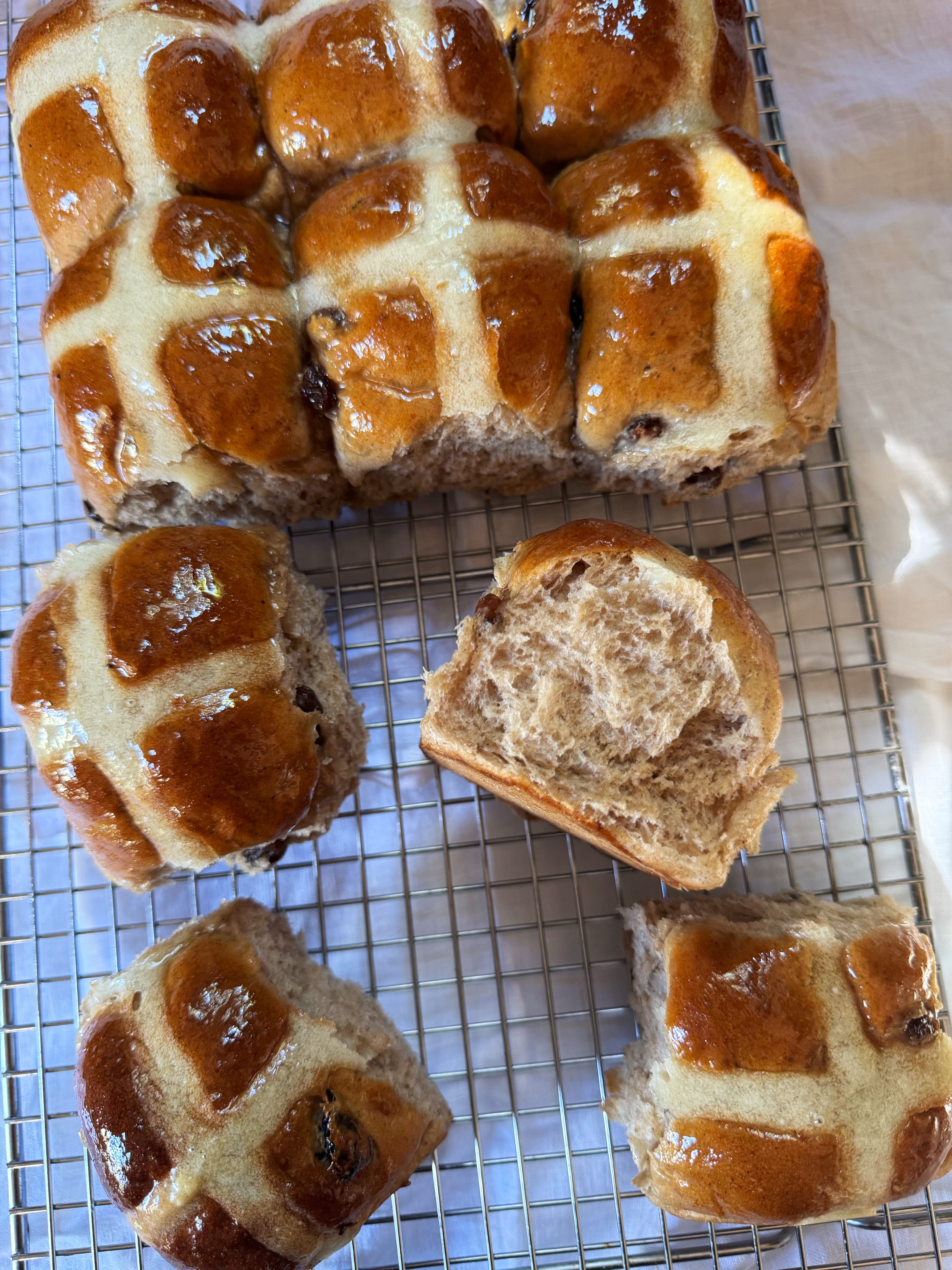 Shokupan Hot Cross Buns - by Julia Busuttil Nishimura