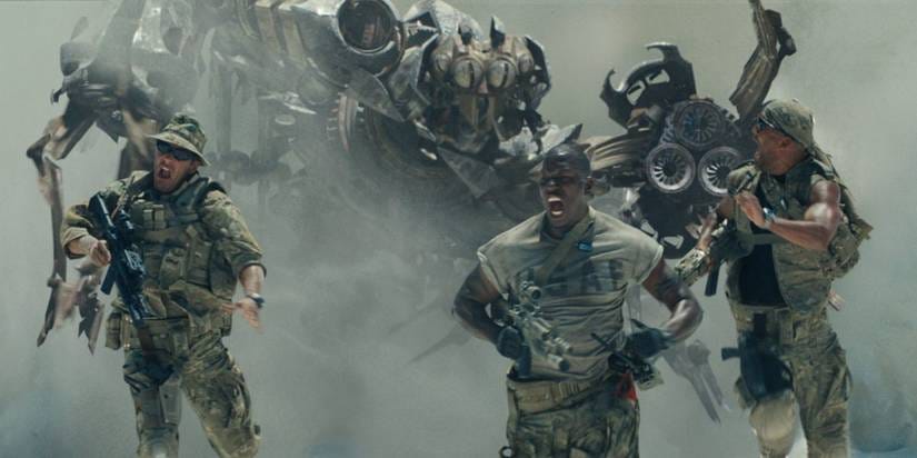 Transformers: 10 Best Action Scenes From The Movie Franchise, Ranked
