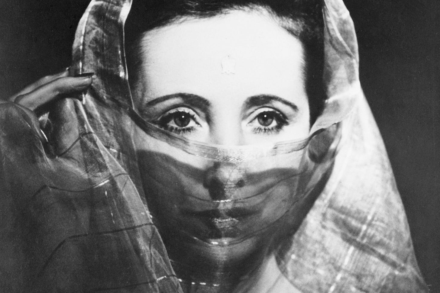 Cinco frases e cinco livros de Anaïs Nin - Estante Virtual Blog | Livros,  cultura e afins