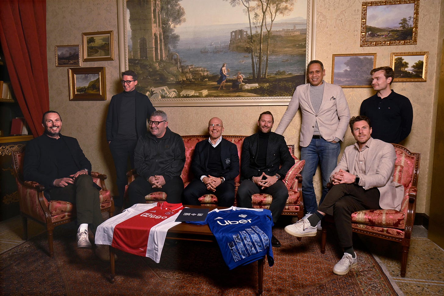 Ajax and Como 1907 Join Forces | Como 1907