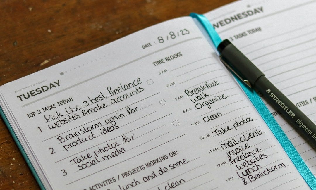 How to Find Time For Substack While Working a Full Time Job