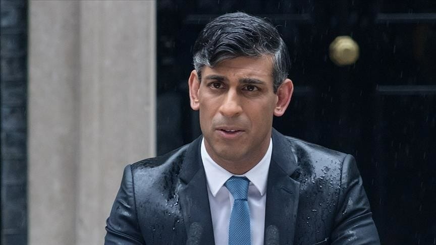 No matter how wet he was willing to get, the nation was still eager to kick him to the curb.