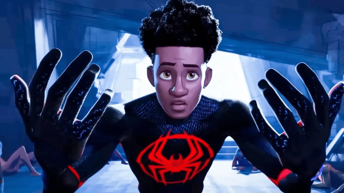 Miles Morales em sua versão animada nos cinemas. 