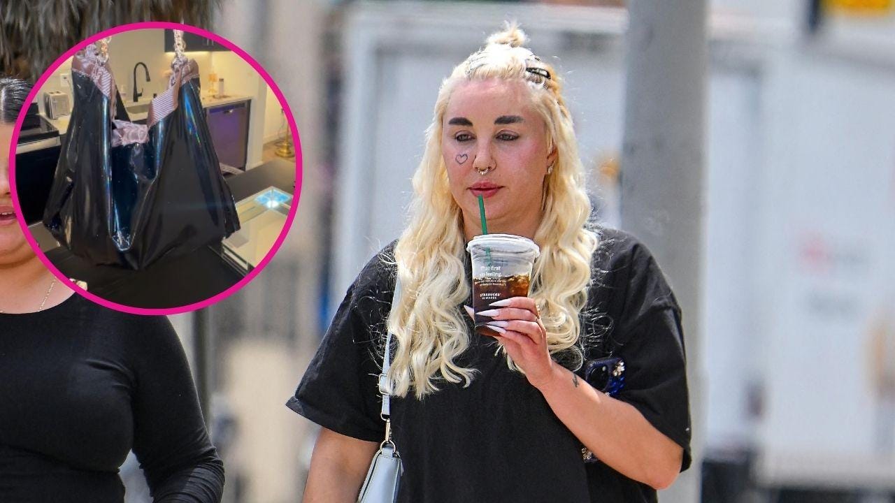 Image of Amanda Bynes shared two new purses on her Instagram. Image of Amanda Bynes shared two new purses on her Instagram.