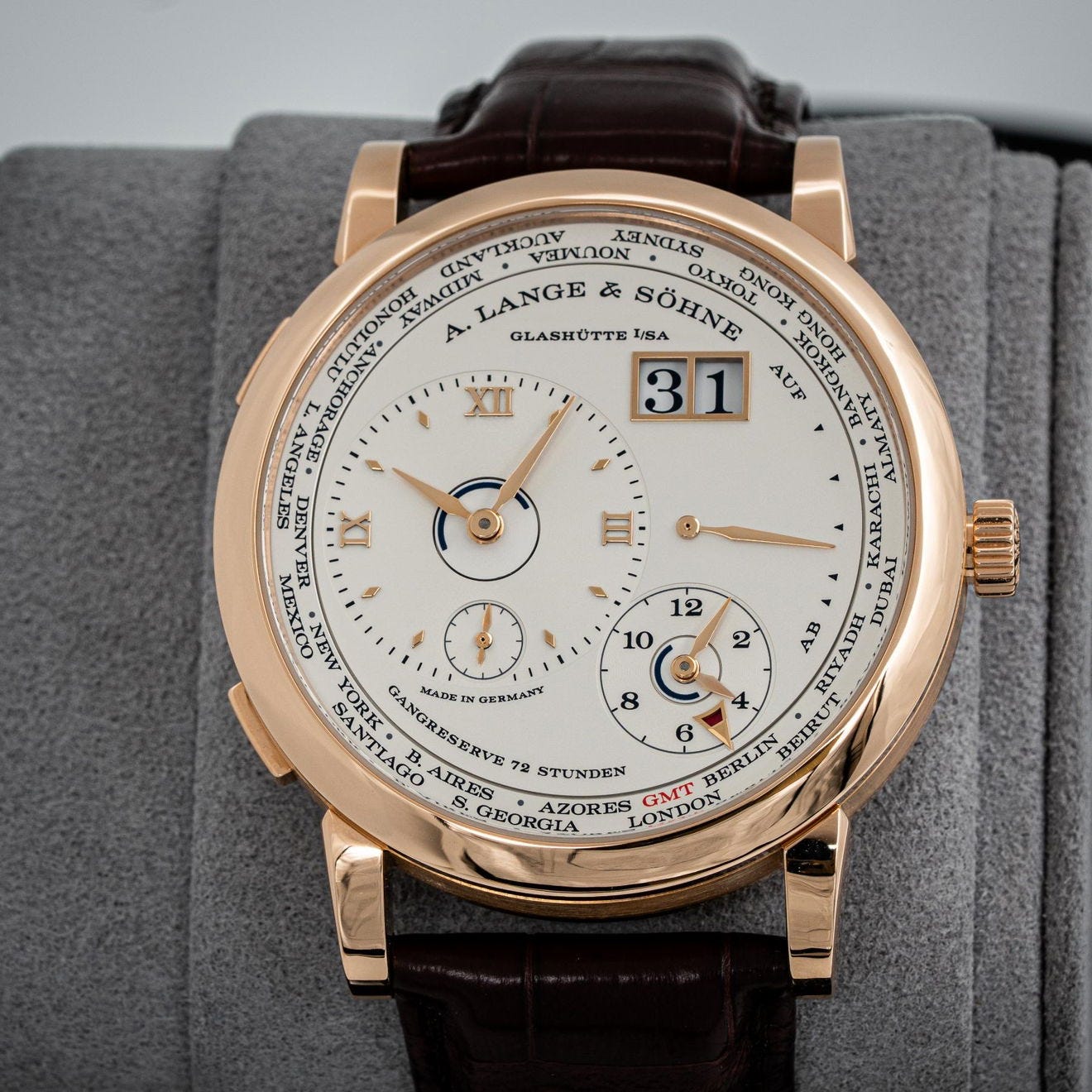 2022 A. Lange & Söhne Lange 1 Timezone Rose gold / Silver 136.032 Listing Image 1 2022 A. Lange & Söhne Lange 1 Timezone Rose gold / Silver 136.032 Listing Image 1