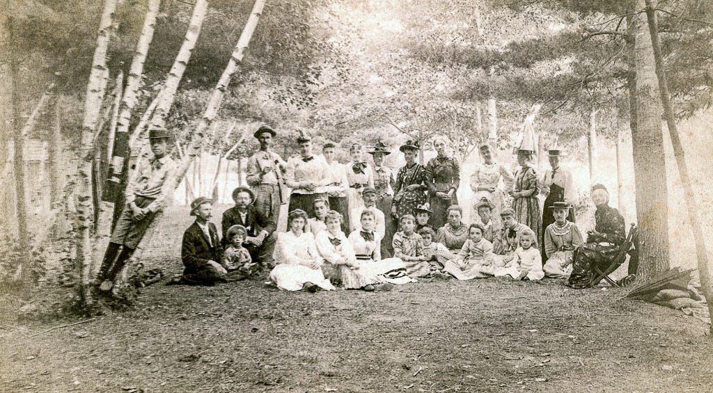 Group photo taken in Bank Village Group photo taken in Bank Village