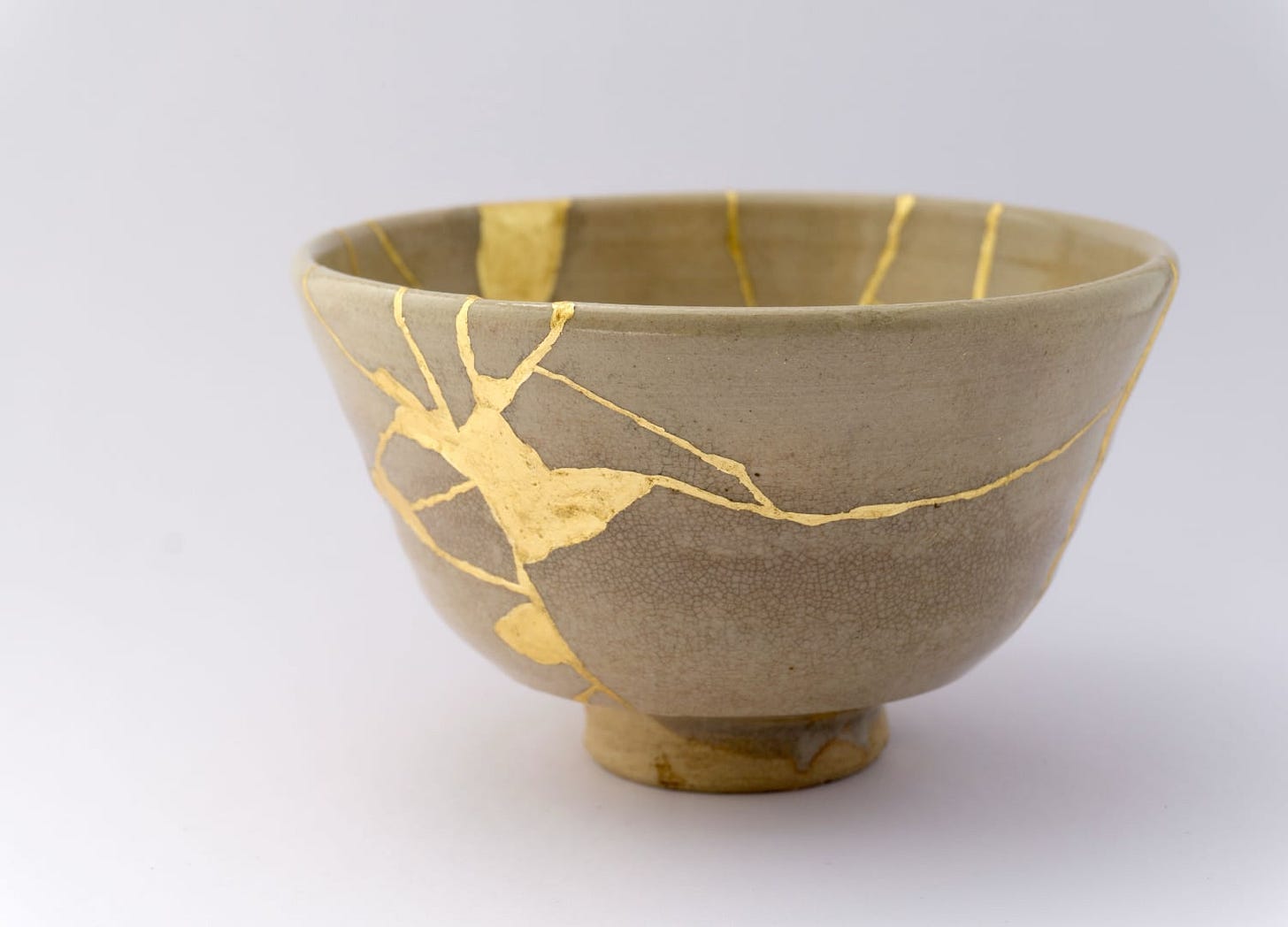 Kintsugi bowl