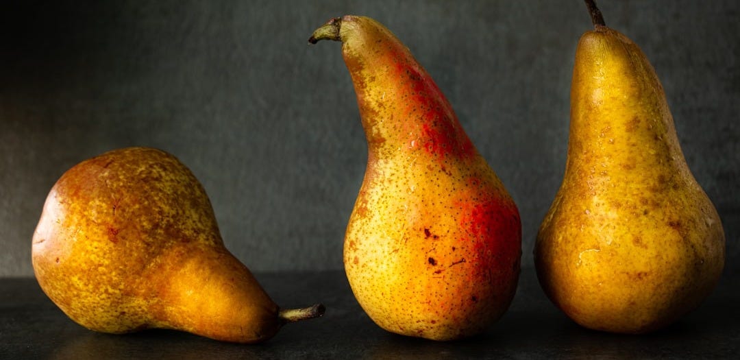 3 yellow and red fruits 3 yellow and red fruits