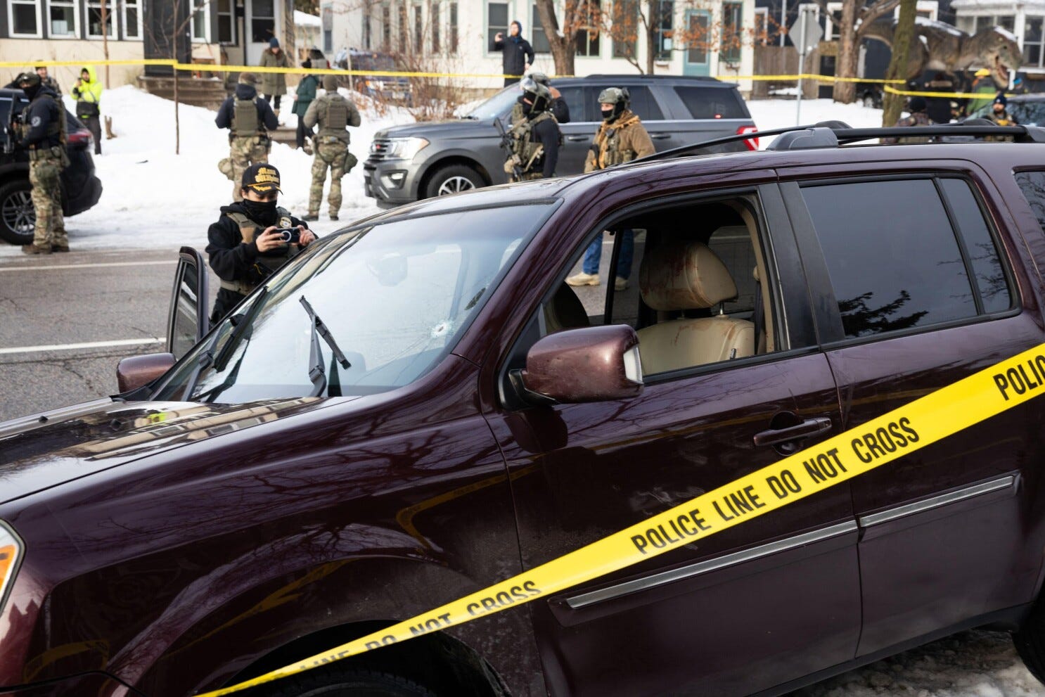 Family and neighbors mourn woman who was shot by ICE agent and made ...