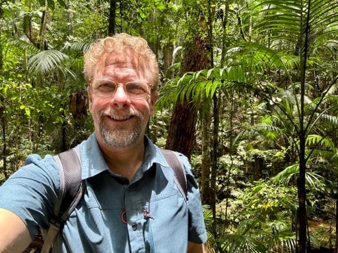 A person in a forest

AI-generated content may be incorrect.