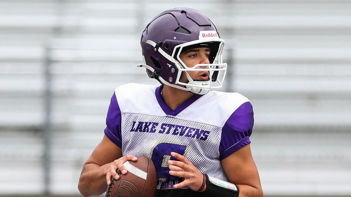 2026 VarsityWA preseason all-state football team