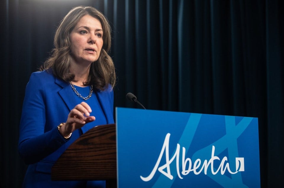 Alberta Premier Danielle Smith punts suggestions she's stoking separatism talk - St. Albert News Alberta Premier Danielle Smith punts suggestions she's stoking separatism talk - St. Albert News