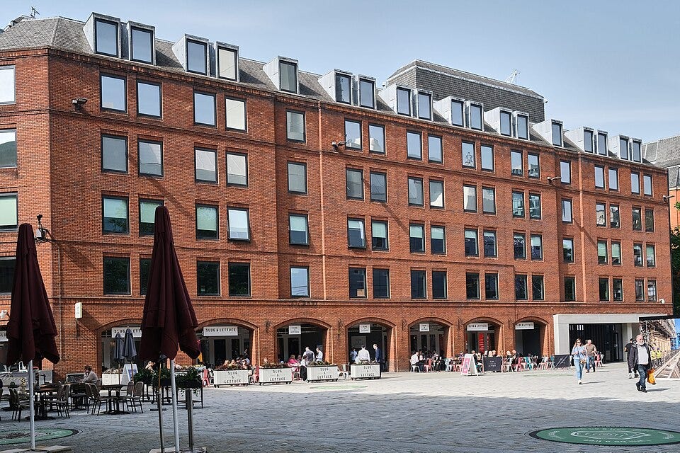 File:Heron House - geograph.org.uk - 7591844.jpg File:Heron House - geograph.org.uk - 7591844.jpg
