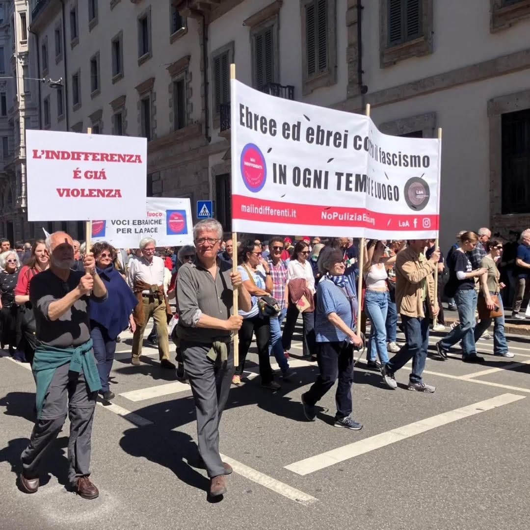 Nessuna descrizione della foto disponibile.