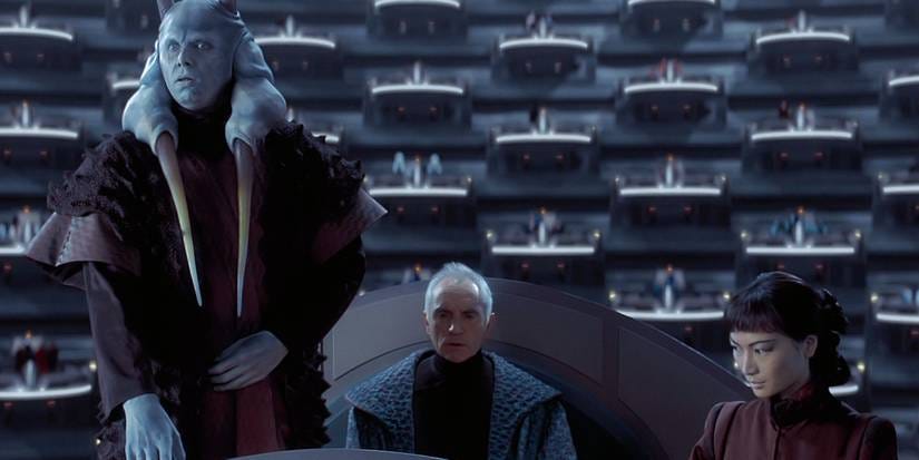 Star Wars: Chancellor Finis Valorum and Mas Amedda