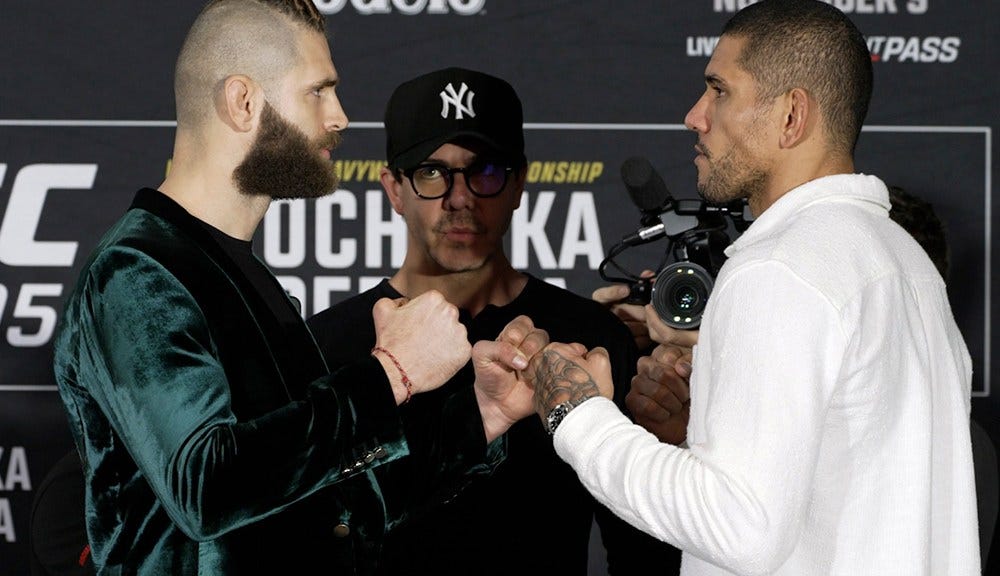 UFC 295 video: Jiri Prochazka vs. Alex Pereira firs faceoff for title