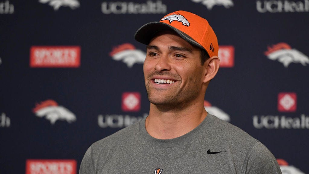 Mark Sanchez and Trevor Siemian ready to take on Paxton Lynch with Broncos mark sanchez and trevor siemian ready to take on paxton lynch with broncos 2016 images