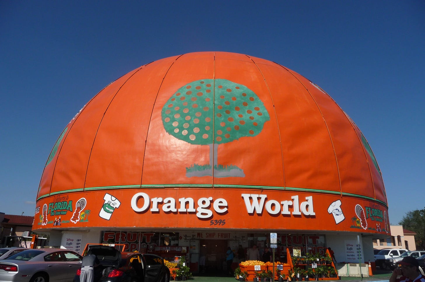 Orange World, the world's largest fruit stand.