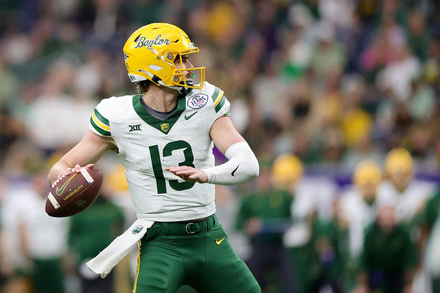 NFL Scout Says Baylor QB Sawyer Robertson is 'What Everyone Wants' Drew  Allar to Be