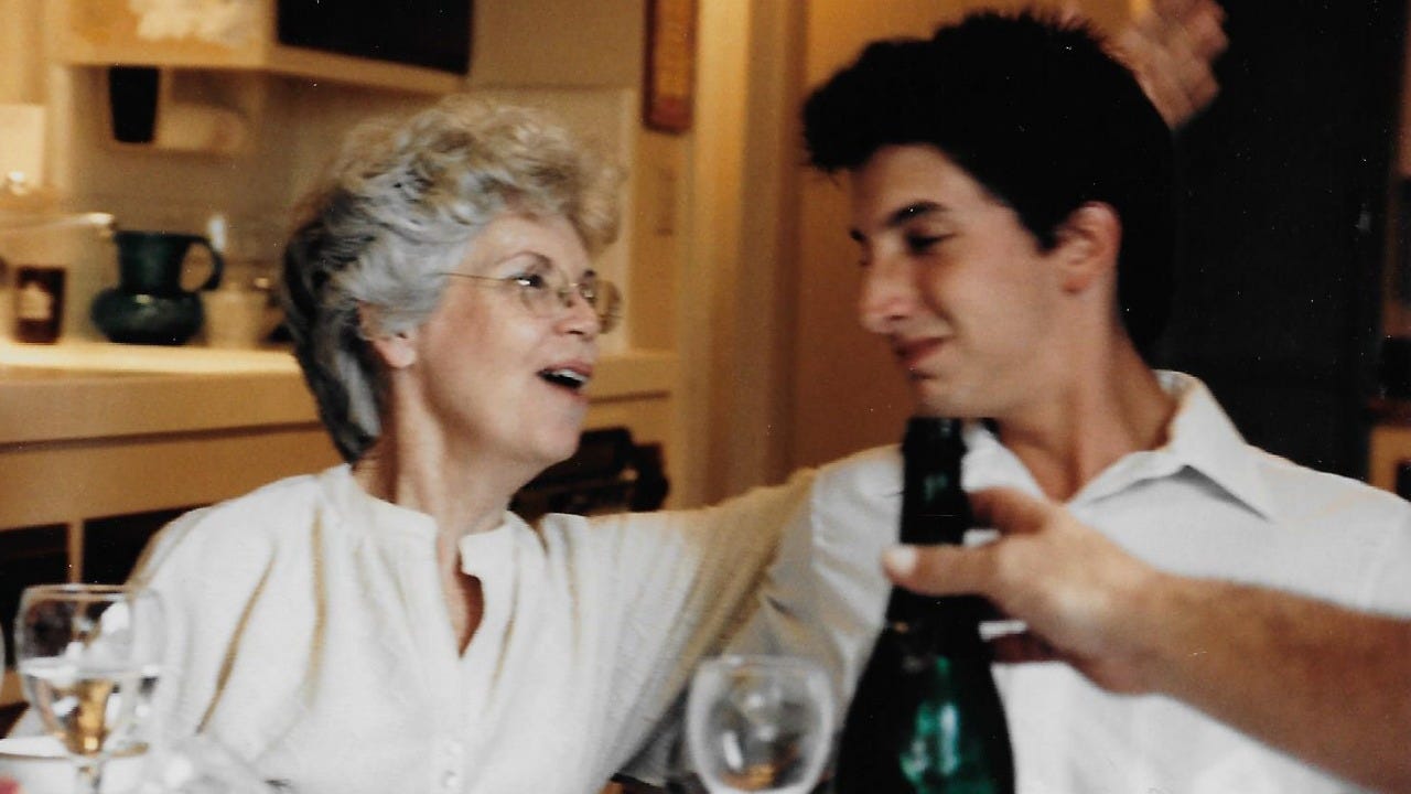 No photo description available.