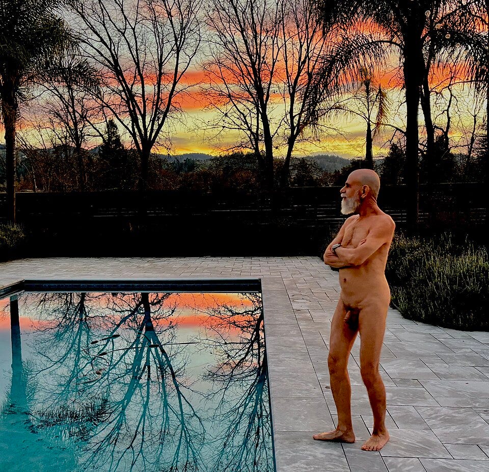 File:Napa Valley nude at sunset.jpg