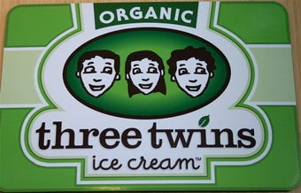 A_organic_3_twins_sign_cu A_organic_3_twins_sign_cu