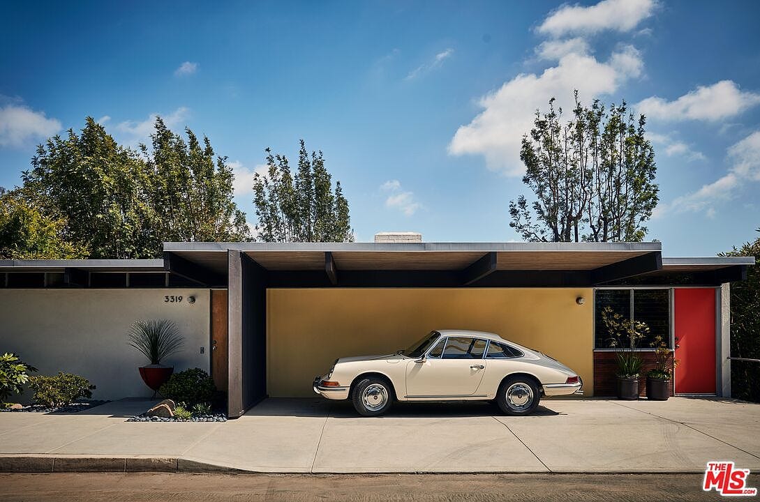 carousel photo #1 (MLS)