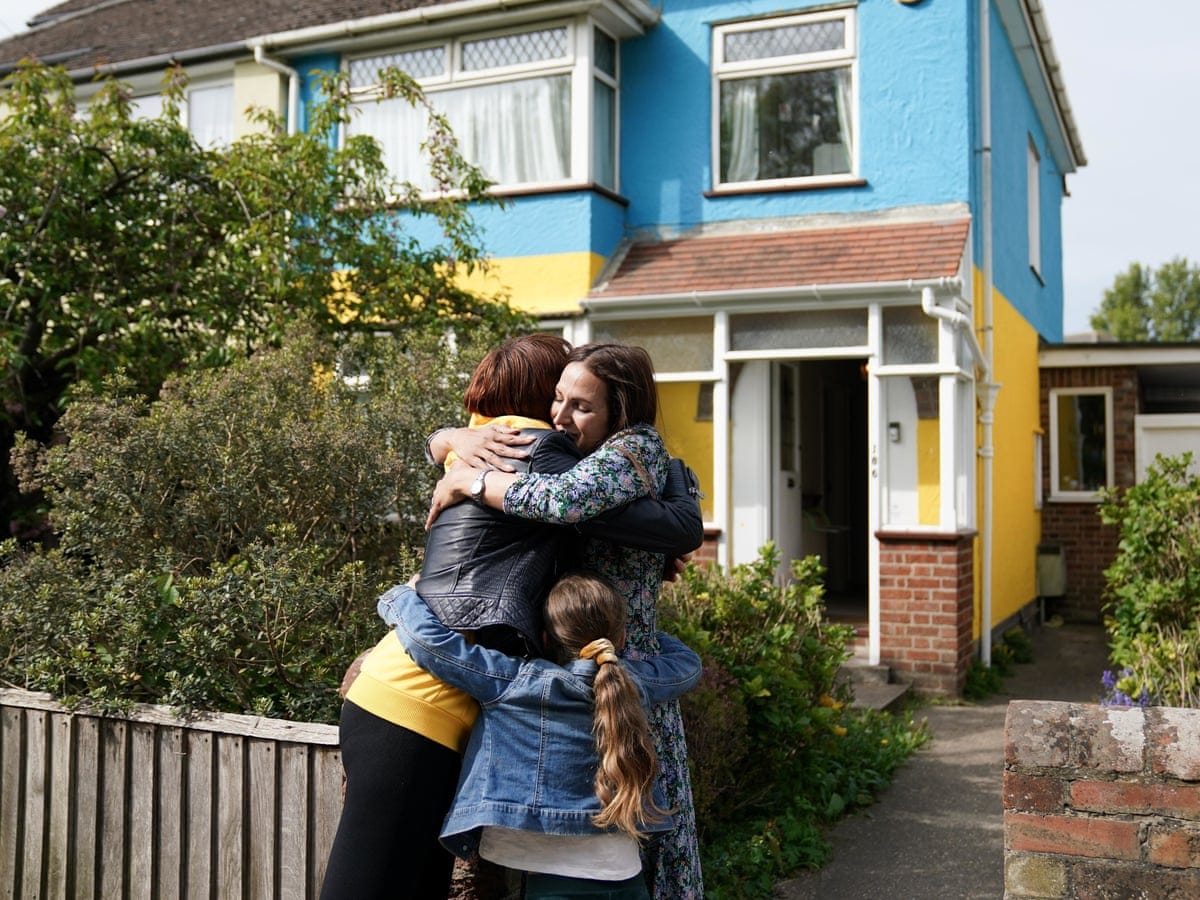 An incredible miracle': Ukrainian families find solace in British homes |  Ukraine | The Guardian