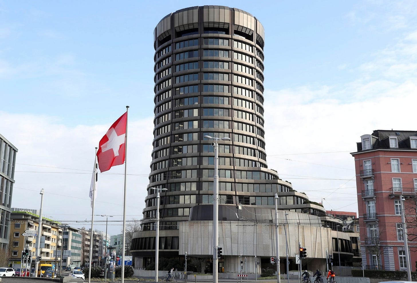 BIS e FMI pedem coordenação global sobre moedas digitais de bancos centrais