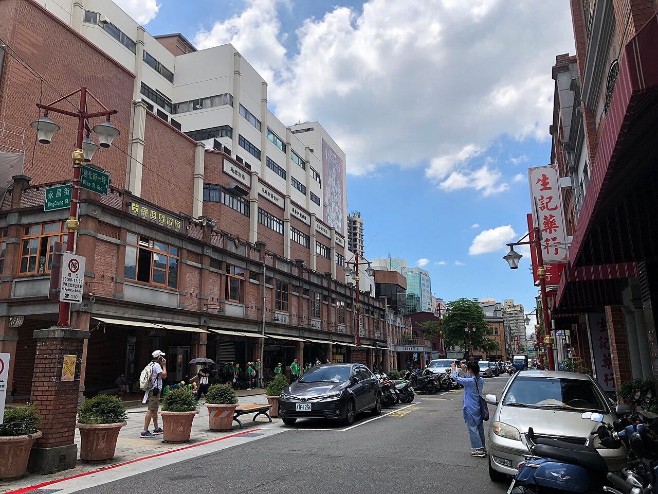 迪化街街屋群｜來源：Kiyoteru Awaji / Wikimedia Commons（CC BY 4.0）