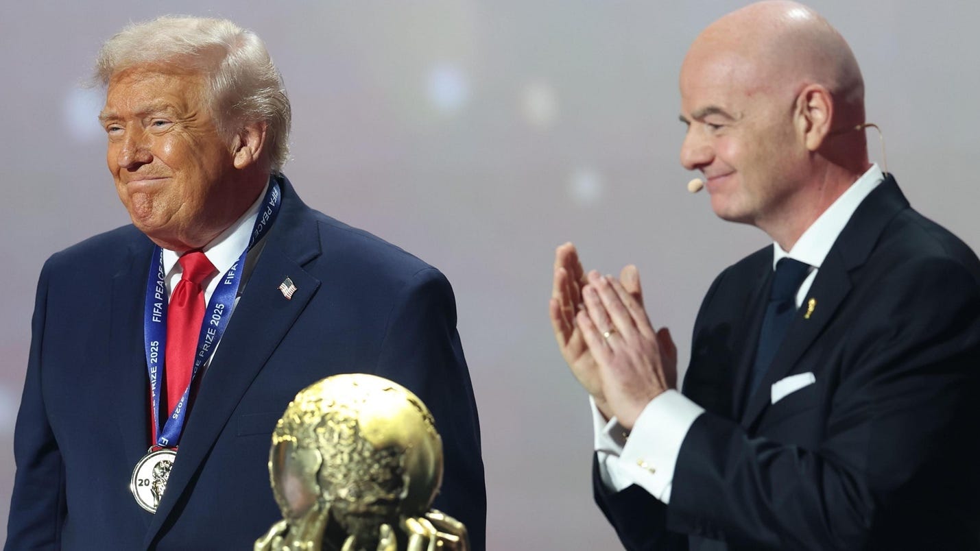 Donald Trump: US president named inaugural Fifa Peace Prize winner - BBC  Sport