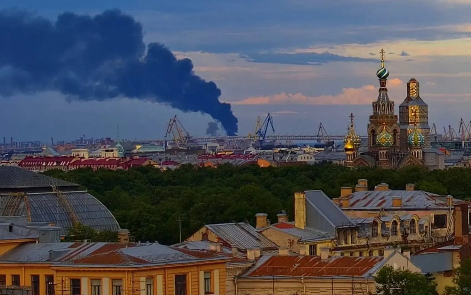 Saint-Pétersbourg visée par des drones ukrainiens