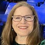 Lindy Thompson's avatar