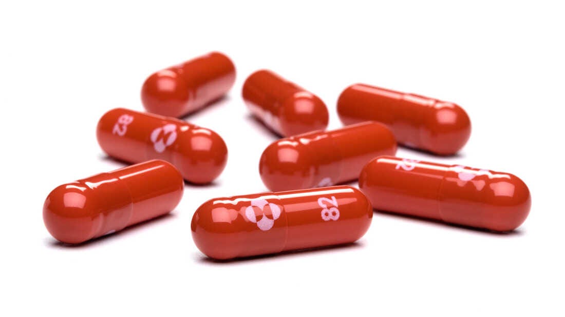 Merck's new COVID drug molnupiravir gets FDA consideration : Shots - Health News : NPR Merck's new COVID drug molnupiravir gets FDA consideration : Shots - Health News : NPR